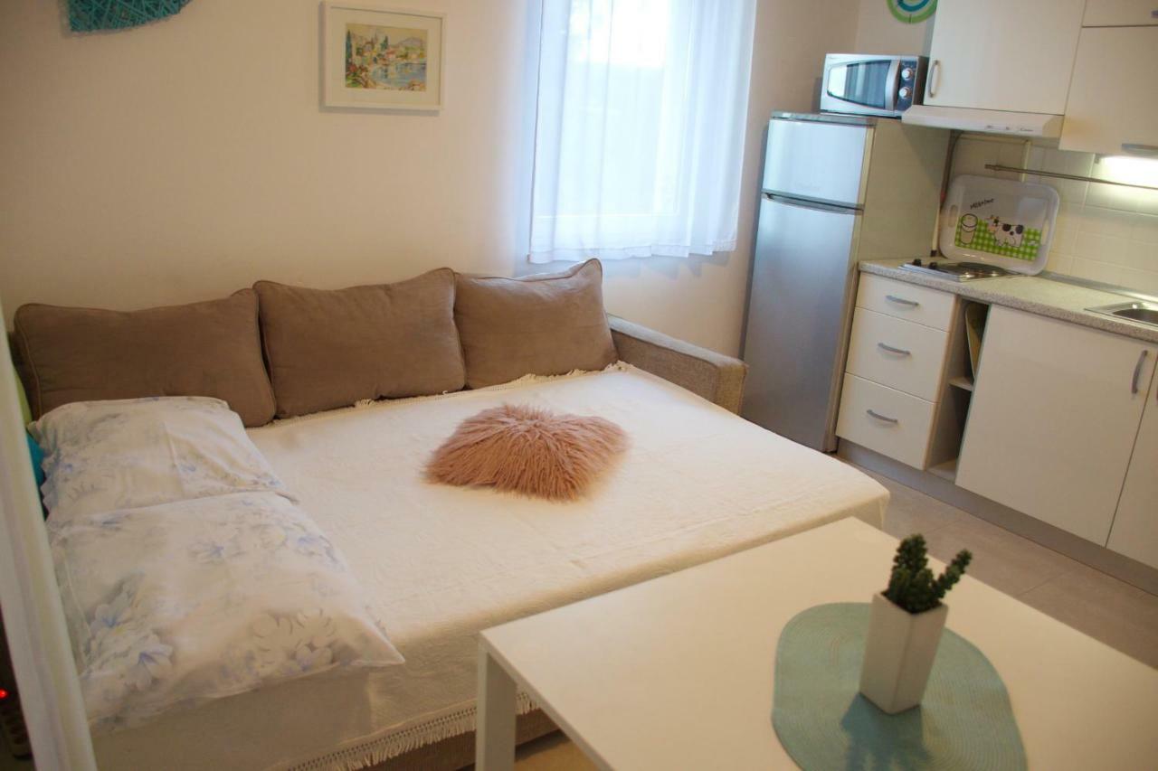 Babe Beach Apartment Novalja Bagian luar foto